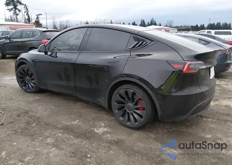 2020 Tesla Model Y Long Range Dual Motor All-Wheel Drive/Performance Dual Motor All-Wheel Drive from USA, damaged, VIN 5YJYGDEF9LF053563